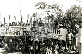 Ocupação em Brasília (Brasília-DF, [sem data]) [fotografia] / Fotógrafo(a) : Arquivo MST. -- Ref.: BR-SPMST_MST-SN-CIN_AMP_001906-014241-OCU.