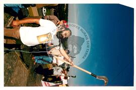 Inauguração do Monumento em homenagem a Antônio Tavares Pereira (Curitiba-PR, 01 mai. 2001) [fotografia] / Fotógrafo(a) : Douglas Mansur. -- Ref.: BR-SPMST_MST-SN-CIN_AMP_001025-007986-ELF.