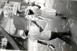 de Maio, 1o (El Salvador, 01 mai. 1988) [fotografia] / Fotógrafo(a) : Mara. -- Ref.: BR-SPMST_MST-SN-CIN_AMP_001069-008663-RIT.