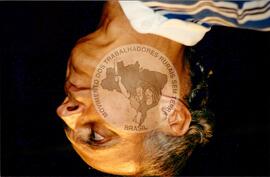 Eduardo Suplicy (Brasil, [sem data]) [fotografia] / Fotógrafo(a) : Arquivo MST ; Débora Lerrer ; Douglas Mansur ; Regina Vilela ; André Vilar. -- Ref.: BR-SPMST_MST-SN-CIN_AMP_001506-011924-PER.