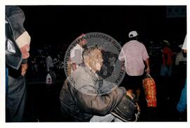 Marcha Sem Terra contra a prisão de 6 trabalhadores (São Paulo-SP, mar. 2000) [fotografia] / Fotógrafo(a) : Joaquim Duarte. -- Ref.: BR-SPMST_MST-SN-CIN_AMP_001425-011536-MAC.