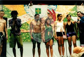 Encontro de Jovens do MST, na Ucicamp, 3o (Campinas-SP, 14 fev. 2001) [fotografia] / Fotógrafo(a) : Paulo Augusto. -- Ref.: BR-SPMST_MST-SN-CIN_AMP_000903-006733-ENJ.