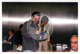 Lançamento da Agenda Latino Americana (São Paulo (Estado), 27 set. 2002) [fotografia] / Fotógrafo(a) : Douglas Mansur. -- Ref.: BR-SPMST_MST-SN-CIN_AMP_001036-008245-ELF.