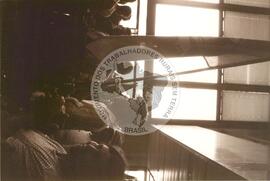 Ocupação dos Sem Teto (Gravatá-RS, 15 mai. 1995) [fotografia] / Fotógrafo(a) : Arquivo MST. -- Ref.: BR-SPMST_MST-SN-CIN_AMP_001825-013877-OCU.