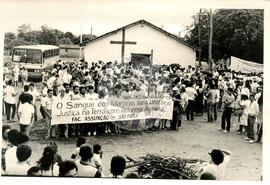 Romaria dos Mártires da Caminhada (São Félix-MT, 11 out. 1986) [fotografia] / Fotógrafo(a) : Douglas Mansur. -- Ref.: BR-SPMST_MST-SN-CIN_AMP_001957-014990-SPR.