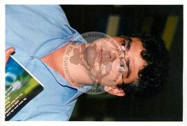 Lançamento da Agenda Latino Americana [com presença de] Sérgio Yahni (Mato Grosso do Sul, 27 set. 2002) [fotografia] / Fotógrafo(a) : Douglas Mansur. -- Ref.: BR-SPMST_MST-SN-CIN_AMP_001703-012711-PER.