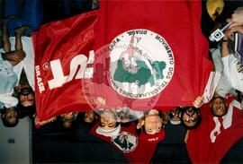 Diolinda (Brasil, [data n/d]) [fotografia] / Fotógrafo(a) : André Villaron ; Douglas Mansur ; Sérgio Santos. -- Ref.: BR-SPMST_MST-SN-CIN_AMP_001200-010326-LID.