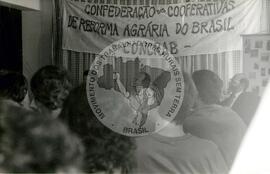 Fundação da CONCRAB (Paraná, 15 mai. 1992) [fotografia] / Fotógrafo(a) : Juan Pezzuto ; Douglas Mansur. -- Ref.: BR-SPMST_MST-SN-CIN_AMP_000725-004745-CSS.