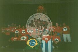 Mobilização pelo 1º de Maio (Cuba, [sem data]) [fotografia] / Fotógrafo(a) : [sem autoria]. -- Ref.: BR-SPMST_MST-SN-CIN_AMP_001045-008459-RIT.