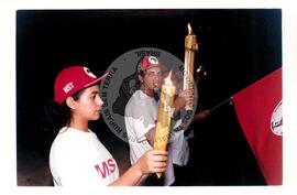 Encontro de Jovens do MST, na Ucicamp, 2o (Campinas-SP, 18 fev. 2000) [fotografia] / Fotógrafo(a) : Milene Medeiros. -- Ref.: BR-SPMST_MST-SN-CIN_AMP_000900-006595-ENJ.