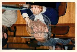 Consulta Popular (Itaci-SP, 08 dez. 1997) [fotografia] / Fotógrafo(a) : Douglas Mansur. -- Ref.: BR-SPMST_MST-SN-CIN_AMP_001953-014836-SPR.