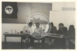 Reunião da Direção Nacional (São Paulo (Estado), jul. 1997) [fotografia] / Fotógrafo(a) : Arquivo MST. -- Ref.: BR-SPMST_MST-SN-CIN_AMP_000945-007449-ENC.