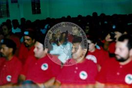 Delegação do MST em Cuba - 40º Aniversário da ANAP (Cuba, 15 mai. 1999) [fotografia] / Fotógrafo(a) : Nilton Viana. -- Ref.: BR-SPMST_MST-SN-CIN_AMP_001042-008299-RIT.