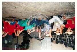 Semana Nacional de Cultura Brasileira e Reforma Agrária (Rio de Janeiro-RJ, 18 mar. 2002) [fotografia] / Fotógrafo(a) : Luciney Martins. -- Ref.: BR-SPMST_MST-SN-CIN_AMP_001816-013369-NDT.