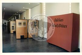 Exposição "Cidadão sob suspeita" (São Paulo (Estado), 12 mai. 1997) [fotografia] / Fotógrafo(a) : Douglas Mansur. -- Ref.: BR-SPMST_MST-SN-CIN_AMP_001032-008189-ELF.