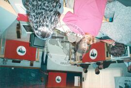 Reunião do Coletivo Nacional de Comunicação (São Paulo-SP, jul. 2001) [fotografia] / Fotógrafo(a) : Letícia Barqueta. -- Ref.: BR-SPMST_MST-SN-CIN_AMP_001940-014616-ACS.