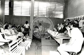 Entrevista coletiva do MST no auditório "Instituto Sedes Sapientiae" (São Paulo (Estado), 14 out. 1985) [fotografia] / Fotógrafo(a) : Regina Vilela. -- Ref.: BR-SPMST_MST-SN-CIN_AMP_000700-004170-ARV.