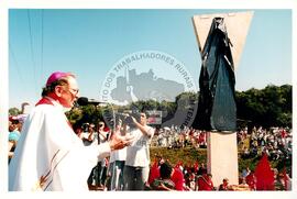 Inauguração do Monumento em homenagem a Antônio Tavares Pereira (Curitiba-PR, 01 mai. 2001) [fotografia] / Fotógrafo(a) : Douglas Mansur. -- Ref.: BR-SPMST_MST-SN-CIN_AMP_001025-007953-ELF.