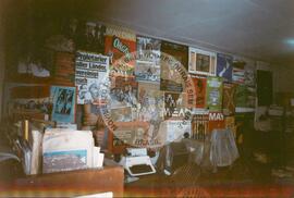 Viagem de Joelson, Ênio e João Pedro (Ásia, 1996) [fotografia] / Fotógrafo(a) : Lito Ocampo. -- Ref.: BR-SPMST_MST-SN-CIN_AMP_001137-009455-RIT.