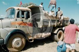 Ocupação em Brasília (Brasília-DF, [sem data]) [fotografia] / Fotógrafo(a) : Arquivo MST. -- Ref.: BR-SPMST_MST-SN-CIN_AMP_001830-013927-OCU.