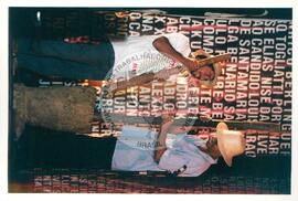 Semana Nacional de Cultura Brasileira e Reforma Agrária (Rio de Janeiro-RJ, 18 mar. 2002) [fotografia] / Fotógrafo(a) : Luciney Martins. -- Ref.: BR-SPMST_MST-SN-CIN_AMP_001813-013249-NDT.