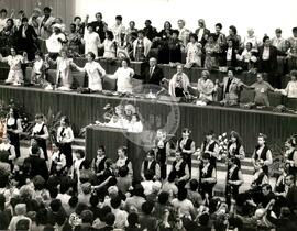 Congresso Mundial de Mulheres (Rússia, jul. 1990) [fotografia] / Fotógrafo(a) : Arquivo MST. -- Ref.: BR-SPMST_MST-SN-CIN_AMP_001163-010187-RIT.
