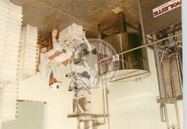 Leite sendo pasteurizado na indústria do assentados (São José do Cedro-SC, [sem data]) [fotografia] / Fotógrafo(a) : Dirceu P. Vieira. -- Ref.: BR-SPMST_MST-SN-CIN_AMP_001996-015230-PDU.