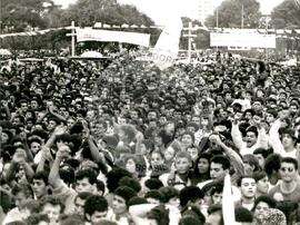 Comemoração 1º de Maio (São Bernardo do Campo-SP, 1990) [fotografia] / Fotógrafo(a) : Ademir Tamanini. -- Ref.: BR-SPMST_MST-SN-CIN_AMP_000376-001969-AMT.