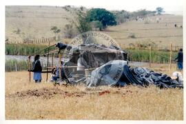 Acampamento "Guarantã" (São Paulo (Estado), jul. 1998) [fotografia] / Fotógrafo(a) : Douglas Mansur. -- Ref.: BR-SPMST_MST-SN-CIN_AMP_000045-000226-ACP.
