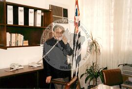 Encontro de Diolinda com personalidades no presídio Carandiru (São Paulo-SP, nov. 1995) [fotografia] / Fotógrafo(a) : [sem autoria] ; Renata Jubram. -- Ref.: BR-SPMST_MST-SN-CIN_AMP_000670-003781-ARV.