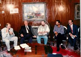 Reunião de líderes do MST com o presidente Fernando Henrique Cardoso e Ministro Raul Jungmann (Distrito Federal (Brasil), 02 mai. 1996) [fotografia] / Fotógrafo(a) : Douglas Mansur ; Francisca Montejo. -- Ref.: BR-SPMST_MST-SN-CIN_AMP_000635-003604-ARV.