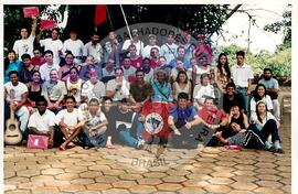 Plenária no Encontro Nacional de Militantes da Comunicação (Ribeirão Preto-SP, 02 dez. 2002) [fotografia] / Fotógrafo(a) : Leticia Barqueta. -- Ref.: BR-SPMST_MST-SN-CIN_AMP_000953-007576-ENC.