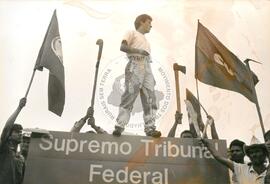 Acampamento Nacional (Brasília-DF, ago. 1996) [fotografia] / Fotógrafo(a) : Francisca P. Montejo. -- Ref.: BR-SPMST_MST-SN-CIN_AMP_001835-014010-OCU.