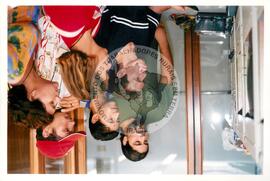 Semana Nacional de Cultura Brasileira e Reforma Agrária (Rio de Janeiro-RJ, 18 mar. 2002) [fotografia] / Fotógrafo(a) : Luciney Martins. -- Ref.: BR-SPMST_MST-SN-CIN_AMP_001821-013646-NDT.