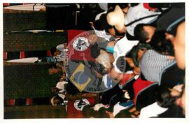 Semana Nacional de Cultura Brasileira e Reforma Agrária (Rio de Janeiro-RJ, 18 mar. 2002) [fotografia] / Fotógrafo(a) : Luciney Martins. -- Ref.: BR-SPMST_MST-SN-CIN_AMP_001812-013168-NDT.