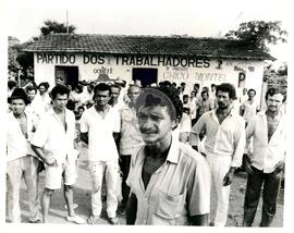 Despejos e Violências (Tocantins, [sem data]) [fotografia] / Fotógrafo(a) : Arquivo MST ; João Ripper ; Ricardo Funari ; [sem autoria]. -- Ref.: BR-SPMST_MST-SN-CIN_AMP_001807-013022-VPP.