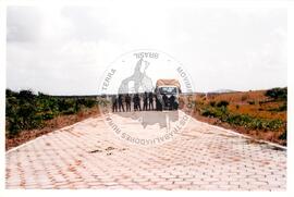 Manifestação e caminhada contra a base de Alcântara (Maranhão, 17 nov. 2002) [fotografia] / Fotógrafo(a) : Silvia Guimarães. -- Ref.: BR-SPMST_MST-SN-CIN_AMP_000530-002978-AMT.