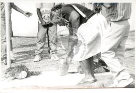 Olímpiadas da Reforma Agrária (São Paulo (Estado), 1994) [fotografia] / Fotógrafo(a) : Douglas Mansur. -- Ref.: BR-SPMST_MST-SN-CIN_AMP_000810-005323-CUL.