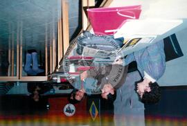 Reunião do Coletivo Nacional de Comunicação (São Paulo-SP, jul. 2001) [fotografia] / Fotógrafo(a) : Letícia Barqueta. -- Ref.: BR-SPMST_MST-SN-CIN_AMP_001940-014636-ACS.