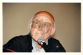 Sebastião Salgado (Mato Grosso do Sul, [sem data]) [fotografia] / Fotógrafo(a) : Douglas Mansur ; Paulo Lima. -- Ref.: BR-SPMST_MST-SN-CIN_AMP_001700-012703-PER.