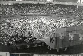 Congresso Nacional da CONTAG, 4 (Distrito Federal (Brasil), 25 a 30 mai. 1985) [fotografia] / Fotógrafo(a) : Eduardo Tavares. -- Ref.: BR-SPMST_MST-SN-CIN_AMP_000733-004793-CSS.