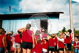 Manifestação (Ponte Serrada-SC, [sem data]) [fotografia] / Fotógrafo(a) : Dirceu P. Vieira. -- Ref.: BR-SPMST_MST-SN-CIN_AMP_000490-002850-AMT.