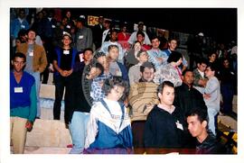 Encontro de Jovens do MST, na Ucicamp, 1o (Campinas-SP, 02 jul. 1999) [fotografia] / Fotógrafo(a) : Douglas Mansur. -- Ref.: BR-SPMST_MST-SN-CIN_AMP_000898-006398-ENJ.