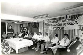 Fundação da CONCRAB (Paraná, 15 mai. 1992) [fotografia] / Fotógrafo(a) : Juan Pezzuto ; Douglas Mansur. -- Ref.: BR-SPMST_MST-SN-CIN_AMP_000725-004754-CSS.