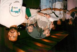 Consulta Popular (Itaci-SP, 08 dez. 1997) [fotografia] / Fotógrafo(a) : Douglas Mansur. -- Ref.: BR-SPMST_MST-SN-CIN_AMP_001954-014901-SPR.