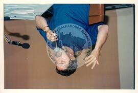 Consulta Popular (Itaci-SP, 08 dez. 1997) [fotografia] / Fotógrafo(a) : Douglas Mansur. -- Ref.: BR-SPMST_MST-SN-CIN_AMP_001954-014874-SPR.