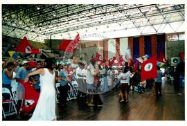 Encontro de Jovens do MST, na Ucicamp, 3o (Campinas-SP, 14 fev. 2001) [fotografia] / Fotógrafo(a) : Douglas Mansur. -- Ref.: BR-SPMST_MST-SN-CIN_AMP_000908-007032-ENJ.