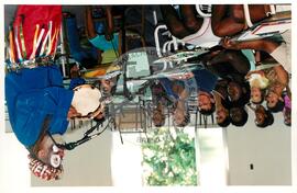 Semana Nacional de Cultura Brasileira e Reforma Agrária (Rio de Janeiro-RJ, 18 mar. 2002) [fotografia] / Fotógrafo(a) : Luciney Martins. -- Ref.: BR-SPMST_MST-SN-CIN_AMP_001812-013185-NDT.