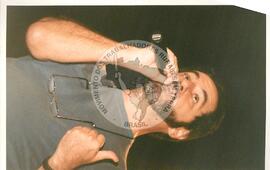 Semana Nacional de Cultura Brasileira e Reforma Agrária (Rio de Janeiro-RJ, 18 mar. 2002) [fotografia] / Fotógrafo(a) : João Laet. -- Ref.: BR-SPMST_MST-SN-CIN_AMP_001818-013511-NDT.