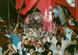 Mobilização pelo Impeachment Fora Collor (Vitória-ES, 1992) [fotografia] / Fotógrafo(a) : Arquivo MST. -- Ref.: BR-SPMST_MST-SN-CIN_AMP_000522-002954-AMT.